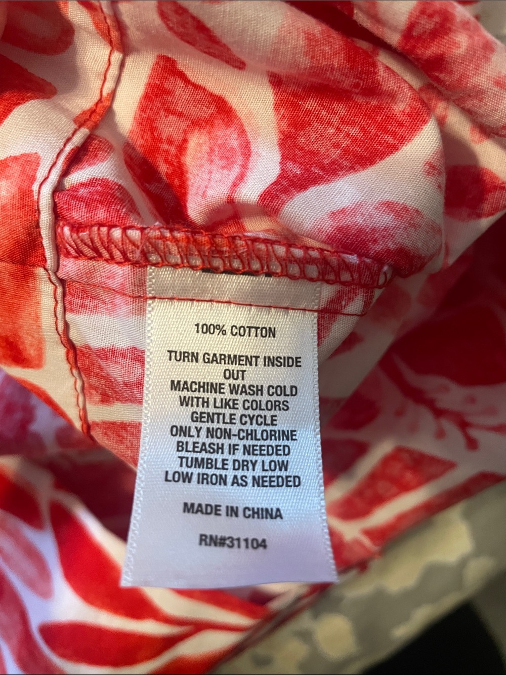 NWOT Crown and Ivy Red and White Tropical Print Flutter-Sleeve Blouse Size XL - Picture 7 of 7